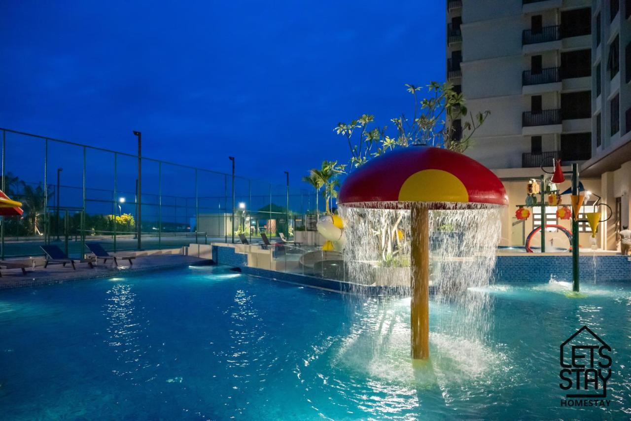 Bali Premier Residence Melaka Esterno foto