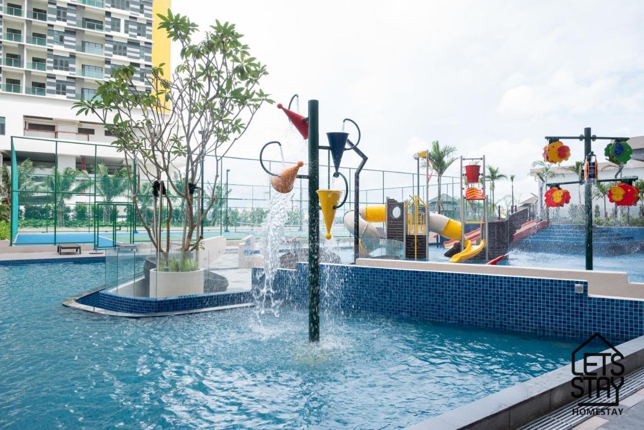 Bali Premier Residence Melaka Esterno foto
