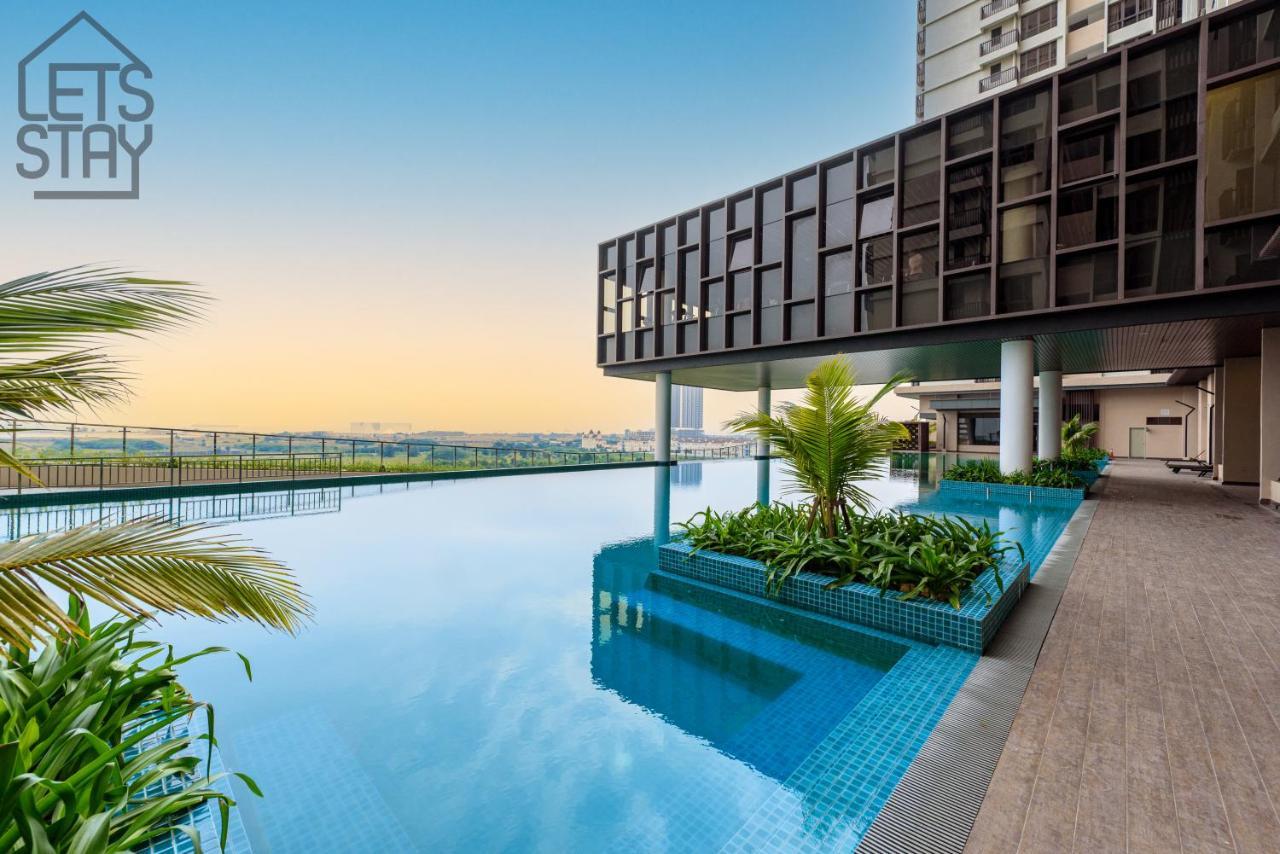 Bali Premier Residence Melaka Esterno foto